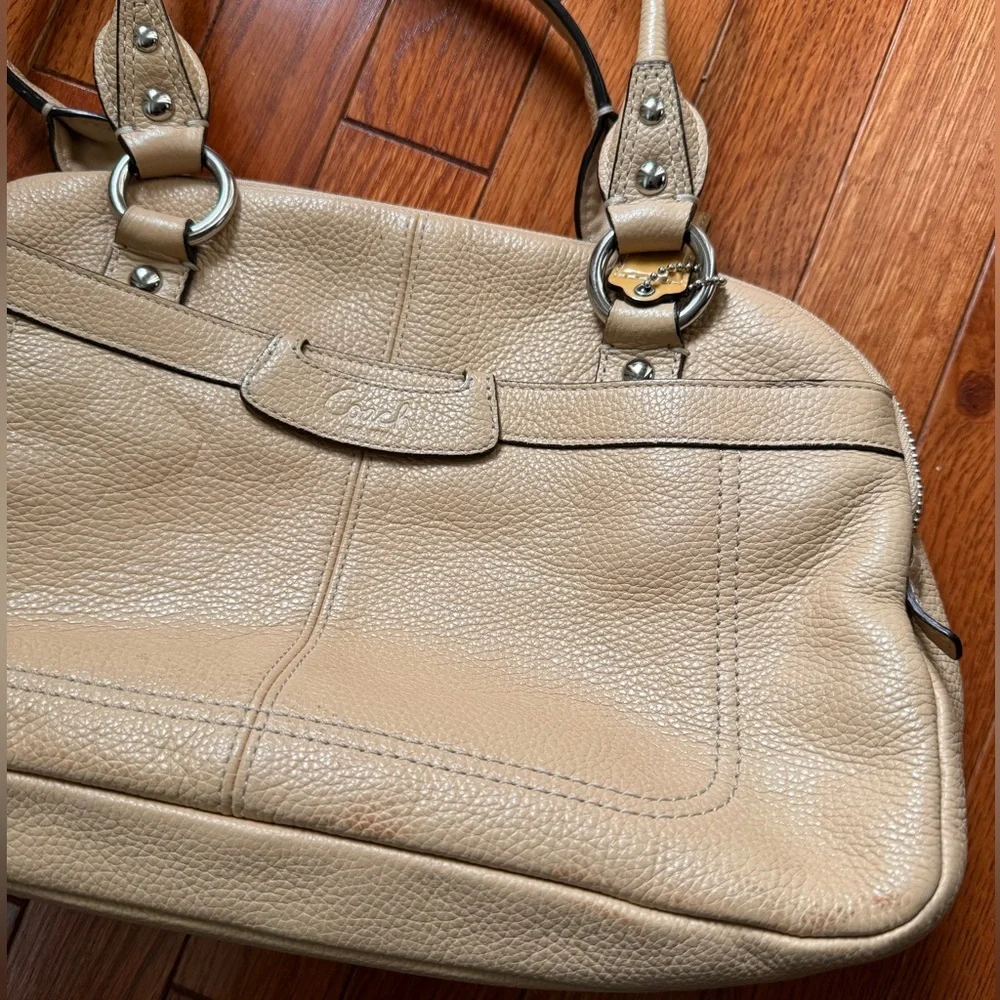 Coach Penelope Genuine Leather Purse - Picture 5 of 16